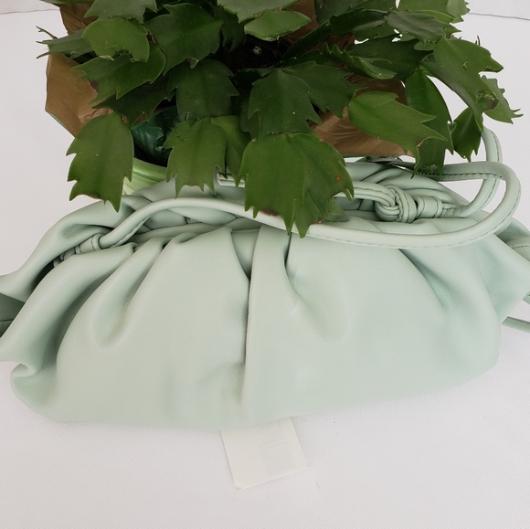 STEVE MADDEN Necture Soft Pouch Clutch Bag Mint Green - Picture 2 of 15